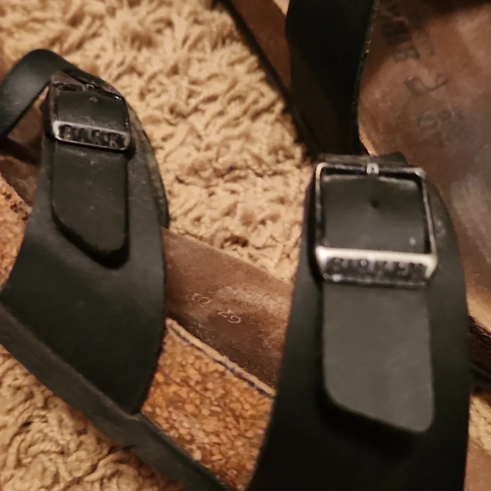 Birkenstock Women's Black Sandals Size EUR 40 - Picture 4 of 16